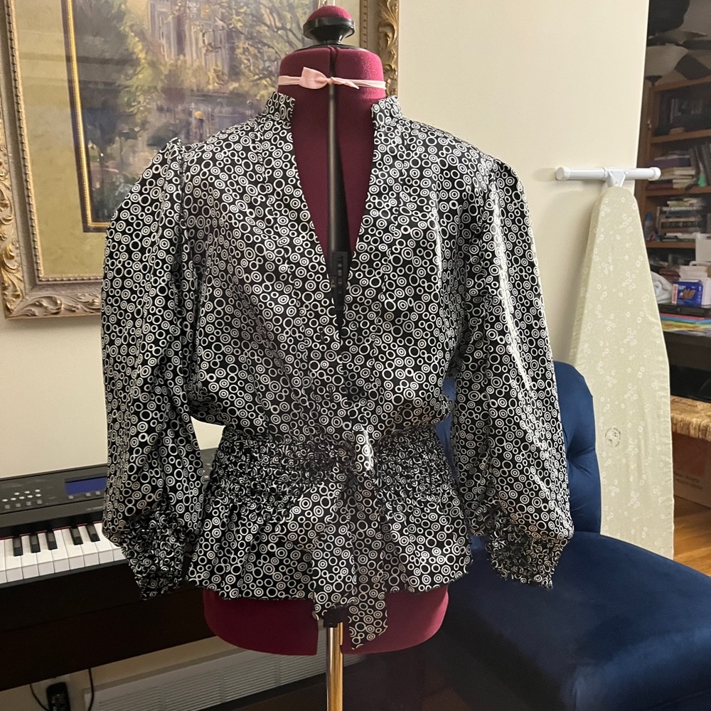 Soft patterned blouse, black and white variegated circles, by Design Works.